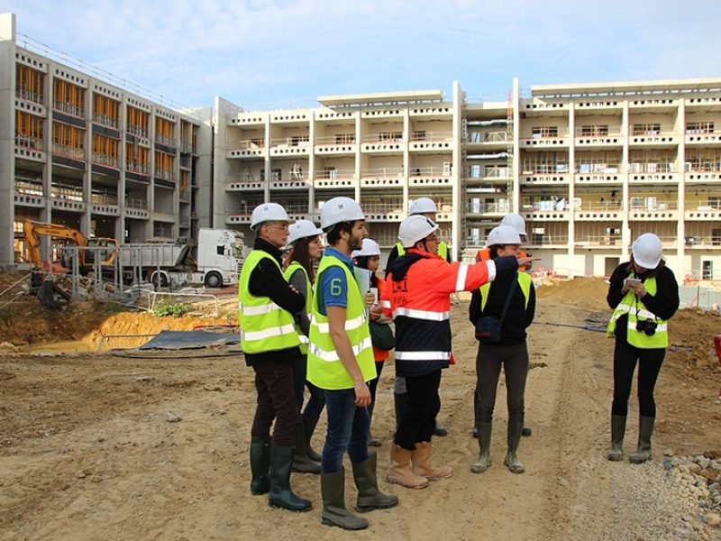 5ca334c983cd6361680946